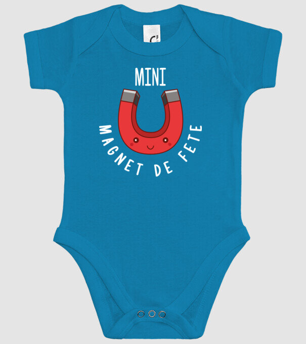 Mini magnet de fete model turcoaz pe tricou