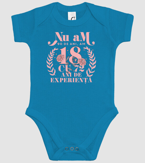 Nu am 90 de ani, am 18 cu 72 ani de experiență model turcoaz pe tricou