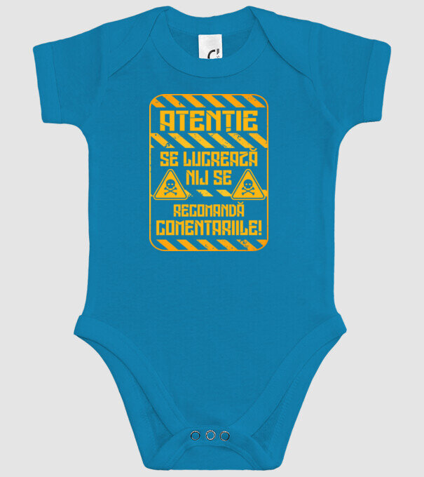 Nu se recomandă comentariile model turcoaz pe tricou