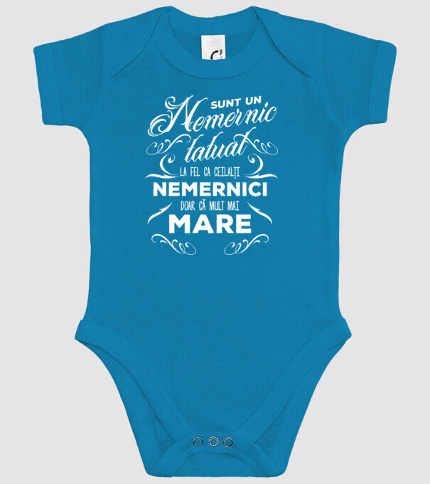 Sunt un nemernic tatuat, la fel ca ceilalți nemernici, doar că mult mai mare model turcoaz pe tricou