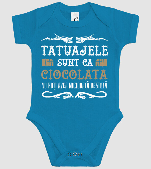 Tatuajele sunt ca ciocolata, nu poți avea niciodată destulă model turcoaz pe tricou
