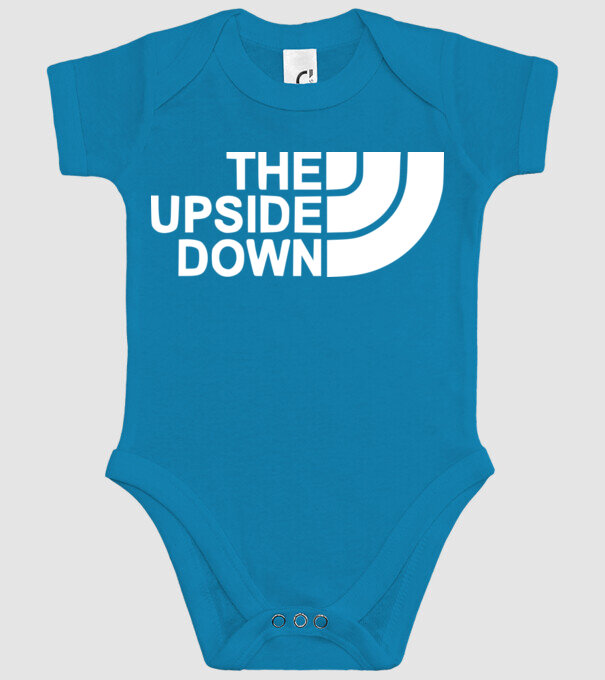 the upside down model turcoaz pe tricou