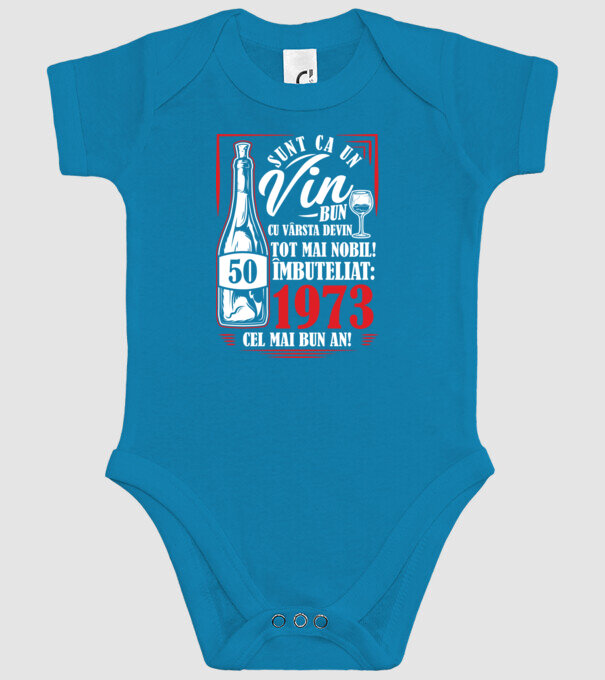 Un Vin Bun 1975 - Negru model turcoaz pe tricou