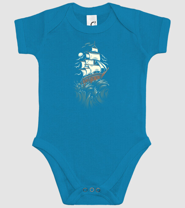 Vapoare model turcoaz pe tricou