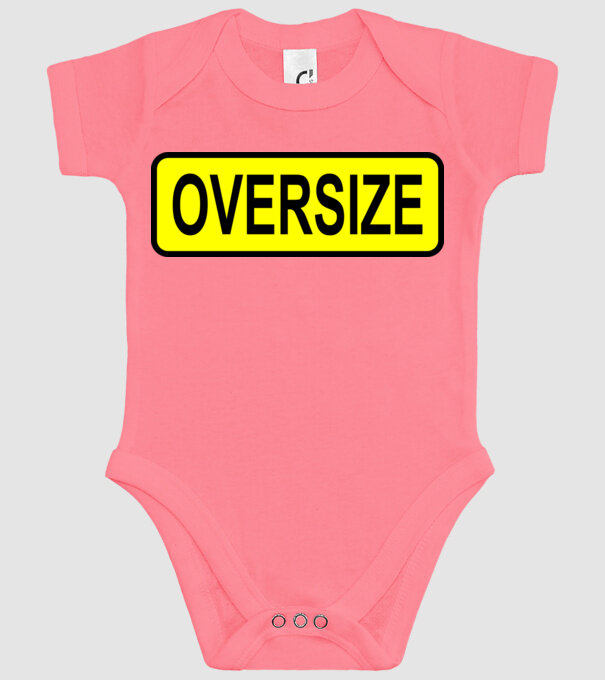 Oversize model roz pe tricou