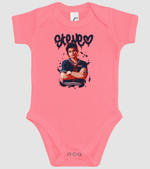 steve stranger things model roz pe tricou