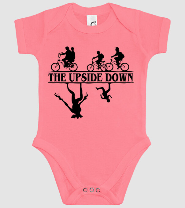 upside down model roz pe tricou