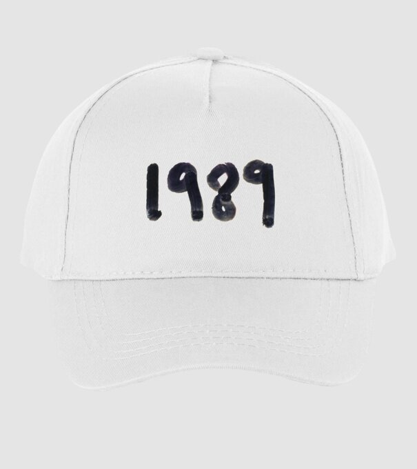 Taylor Swift 1989 text model alb pe tricou