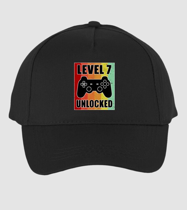 level 7 unlocked retro gamer model negru pe tricou