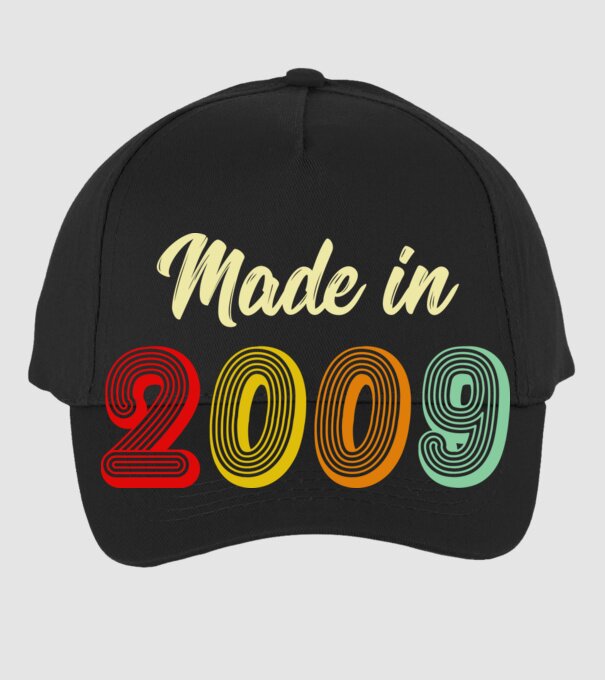 made in 2009 retro model negru pe tricou