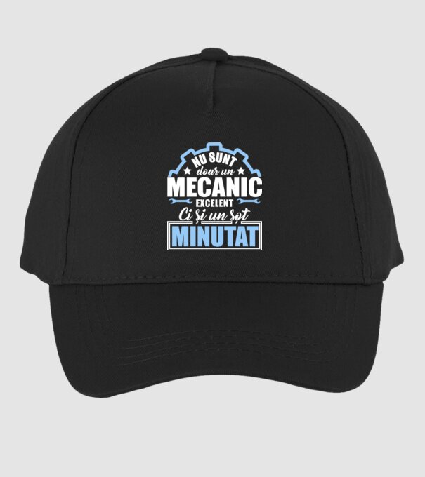 Nu sunt doar un mecanic excelent, ci și un soț minunat! model negru pe tricou