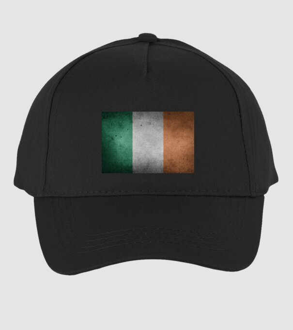 IRELAND model negru pe tricou