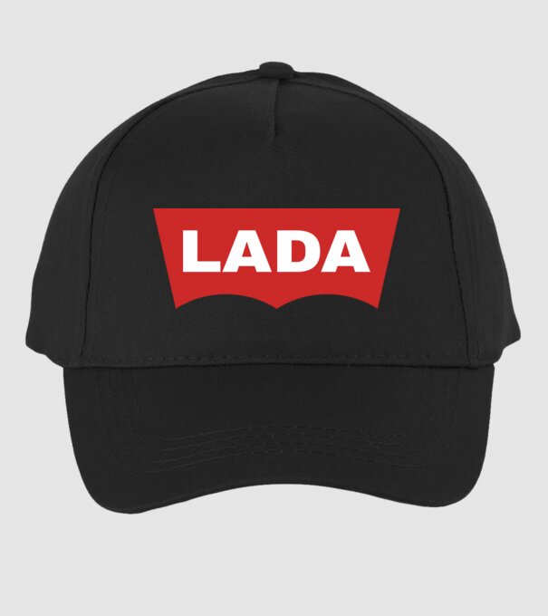 Lada Levis model negru pe tricou