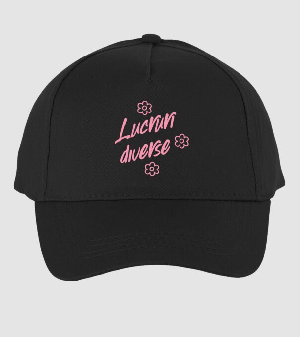 Lucruri diverse model negru pe tricou