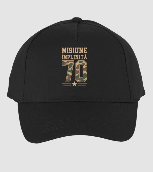 Misiune împlinită 70 model negru pe tricou