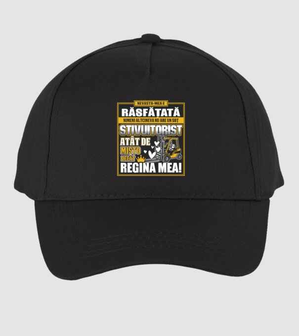 Nevastă-mea e răsfățată, nimeni altcineva nu are un soț stivuitorist atât de mișto decât regina mea - D8678046-01 model negru pe tricou