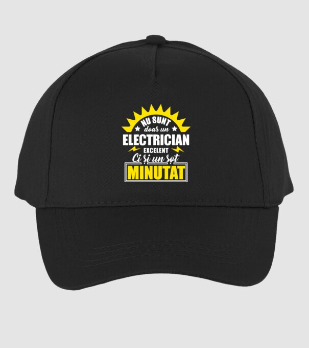 Nu sunt doar un electrician excelent, ci și un soț minunat! model negru pe tricou