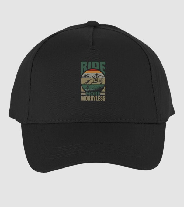 ride more model negru pe tricou