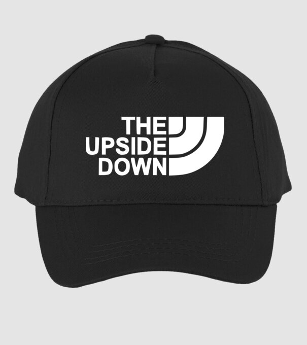 the upside down model negru pe tricou