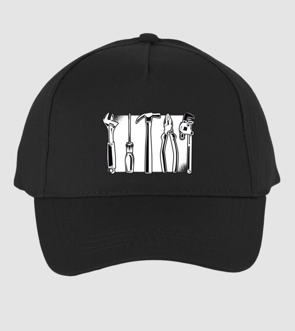 Tools model negru pe tricou