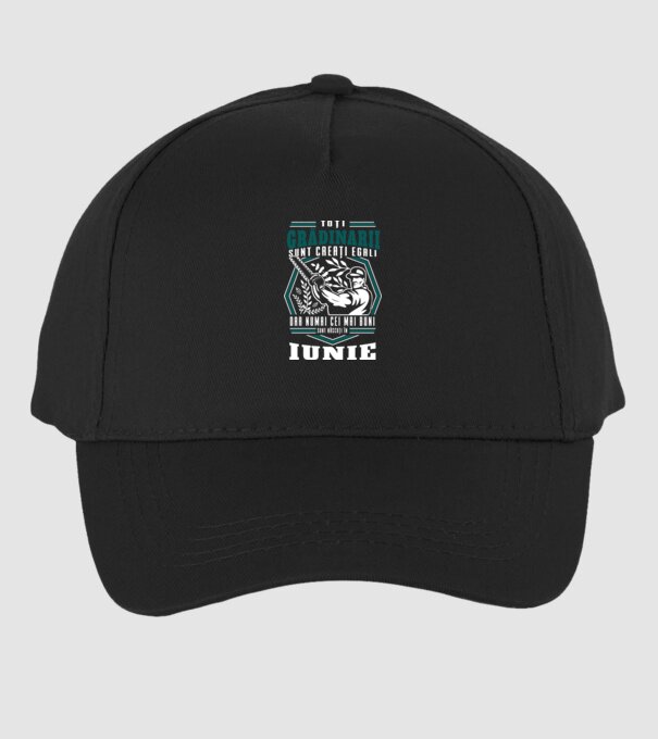 Toți grădinarii sunt creați egali, dar numai cei mai buni sunt născuți în iunie. model negru pe tricou