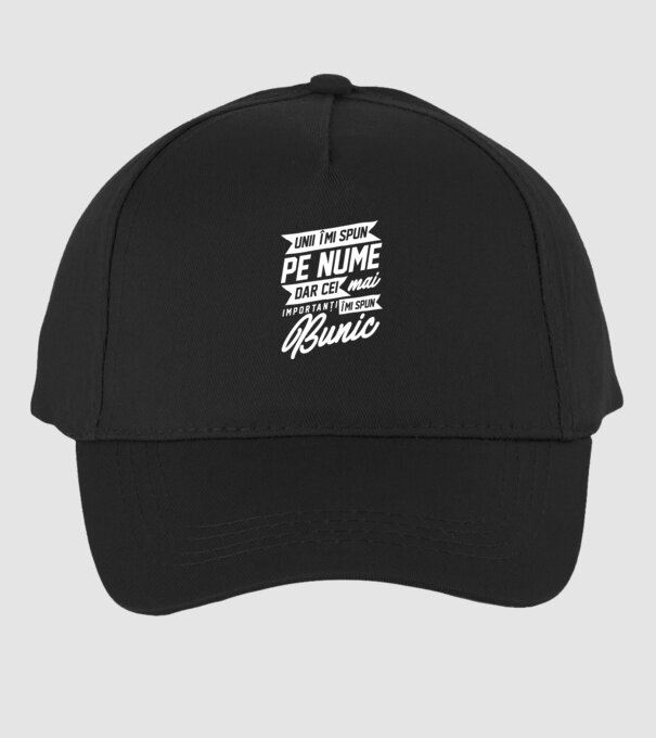 Unii îmi spun pe nume, dar cei mai importanți îmi spun bunic model negru pe tricou