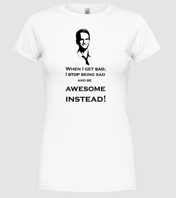  model alb pe tricou
