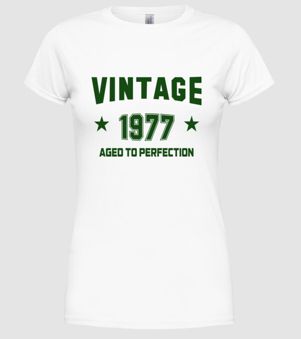 Vintage - 1977 model alb pe tricou