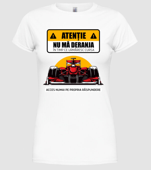 Atenție model alb pe tricou