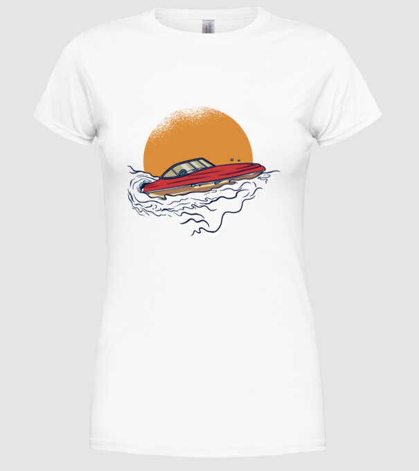 Vapoare model alb pe tricou