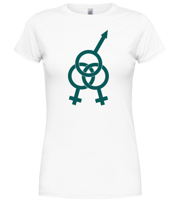  model  pe tricou