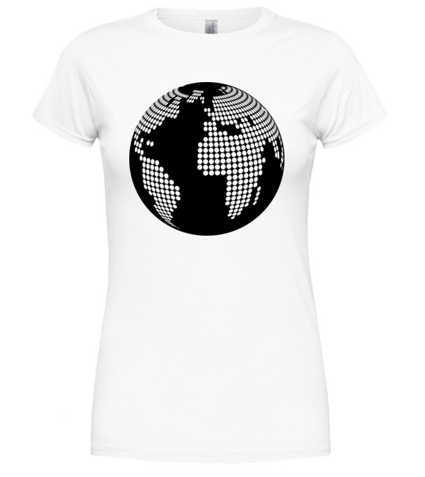  model  pe tricou