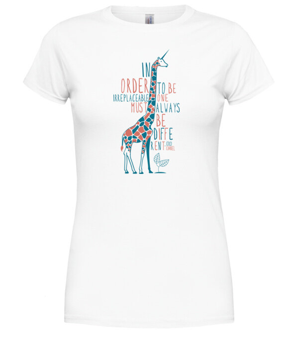  model  pe tricou