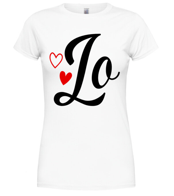  model  pe tricou