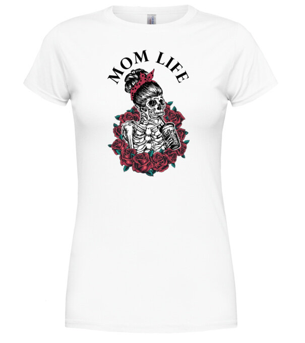  model  pe tricou