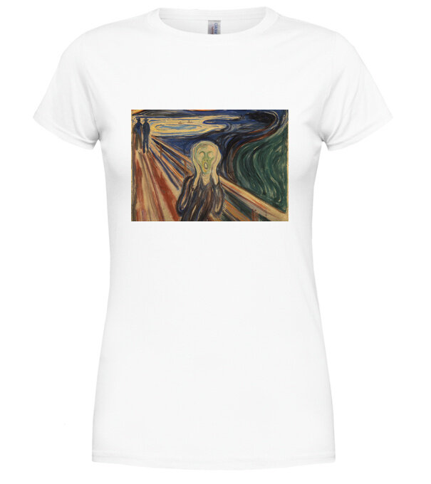  model  pe tricou