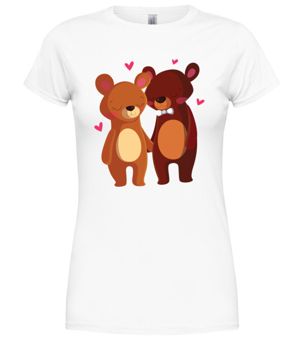  model  pe tricou