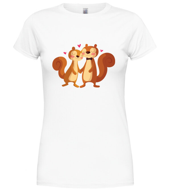  model  pe tricou