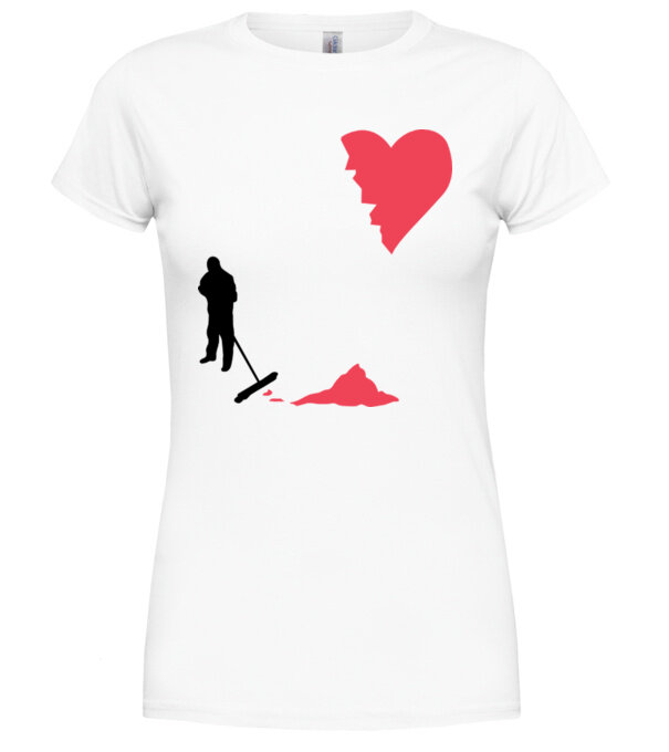  model  pe tricou