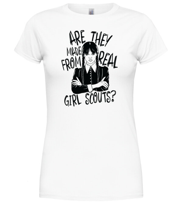  model  pe tricou