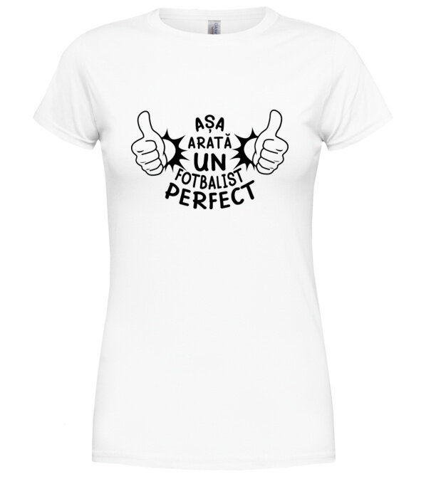  model  pe tricou