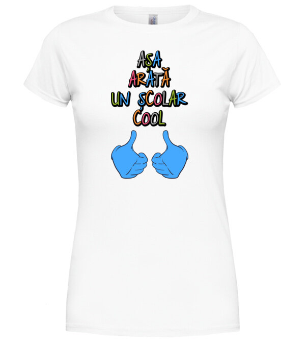  model  pe tricou