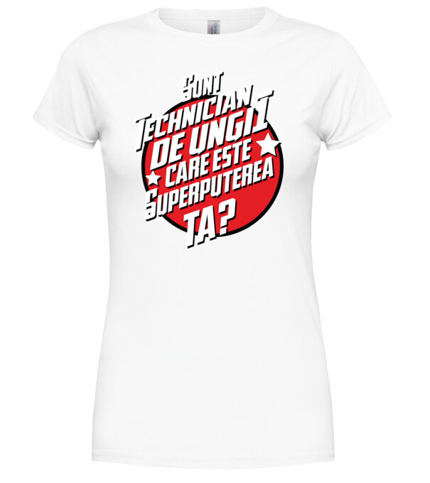  model  pe tricou