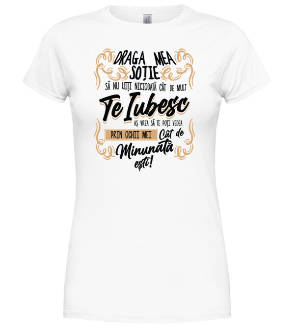  model  pe tricou