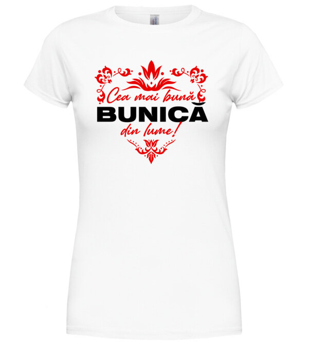  model  pe tricou