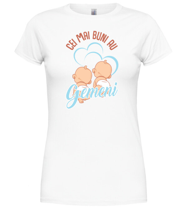  model  pe tricou