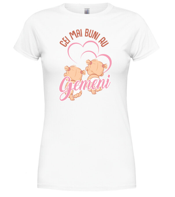  model  pe tricou