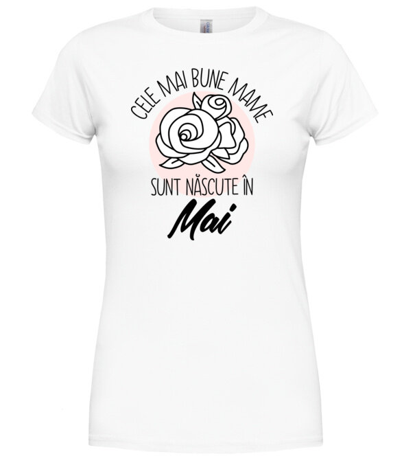  model  pe tricou