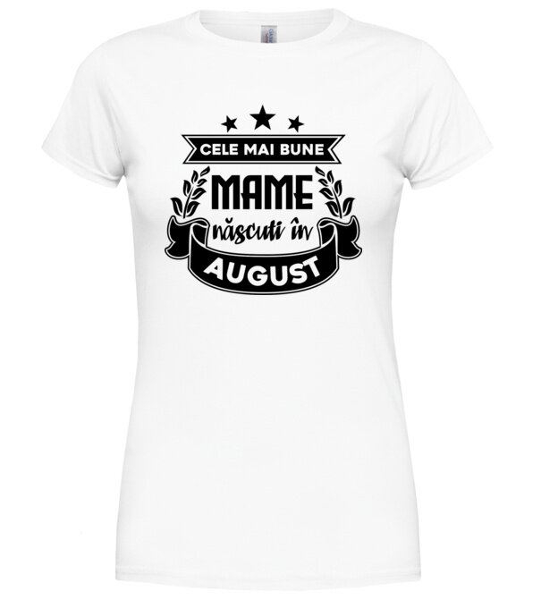  model  pe tricou