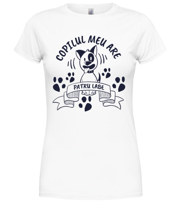  model  pe tricou
